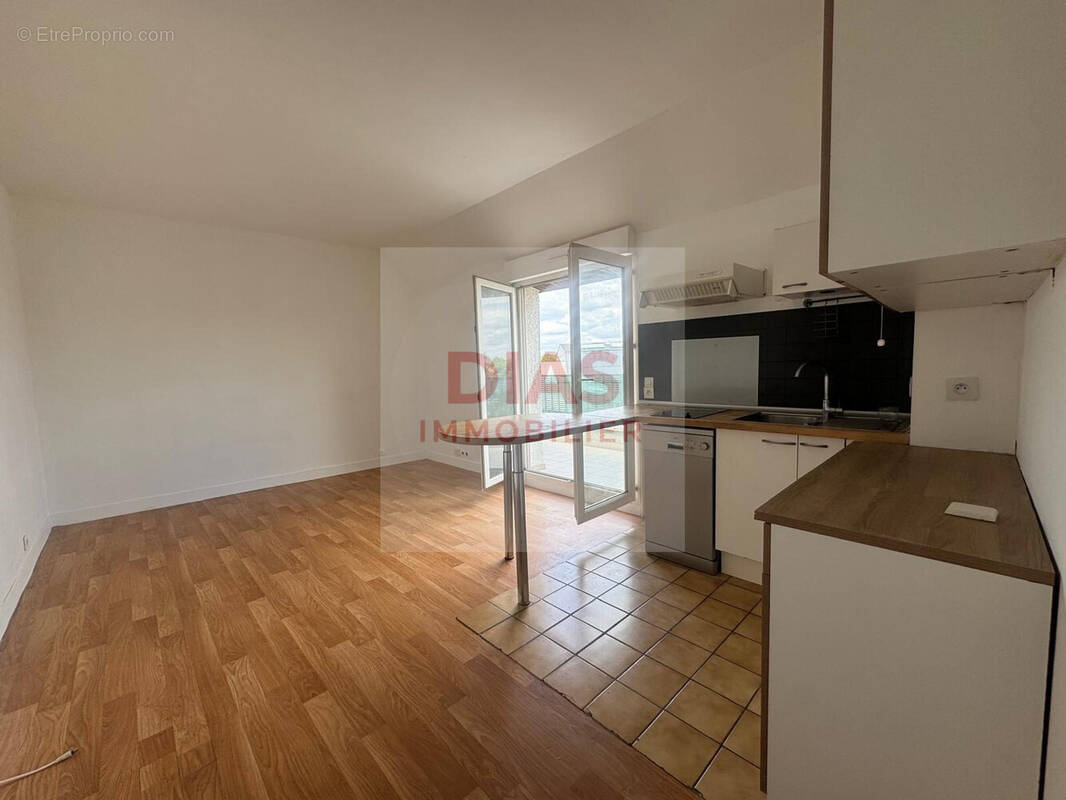 Appartement à PONTAULT-COMBAULT