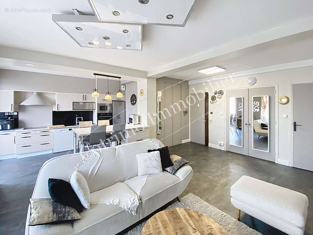Appartement à LYON-8E