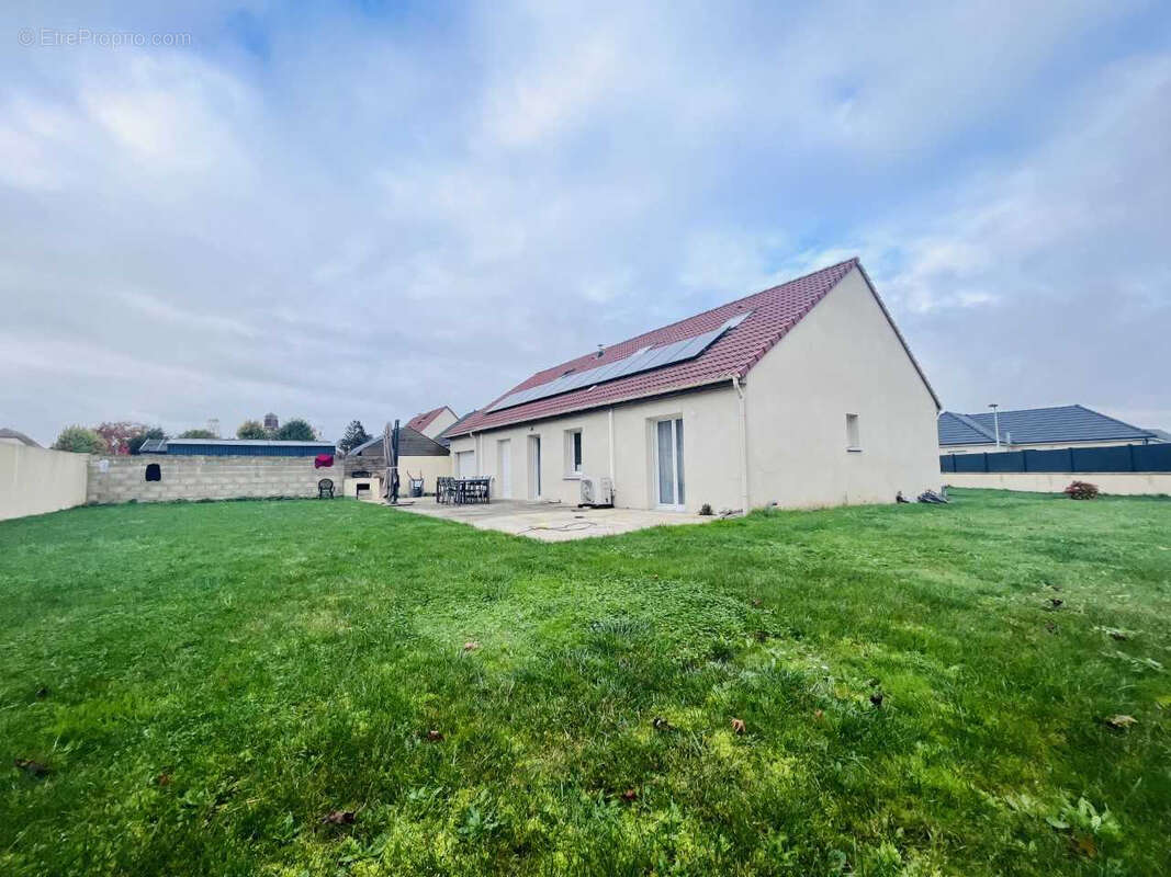 Maison Couvron Et Aumencourt 7 pièce(s) 150 m2 - photo 5