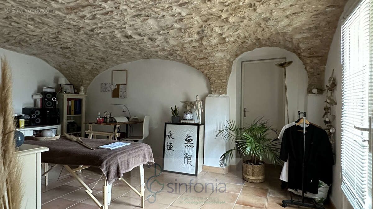 Maison à GARRIGUES-SAINTE-EULALIE