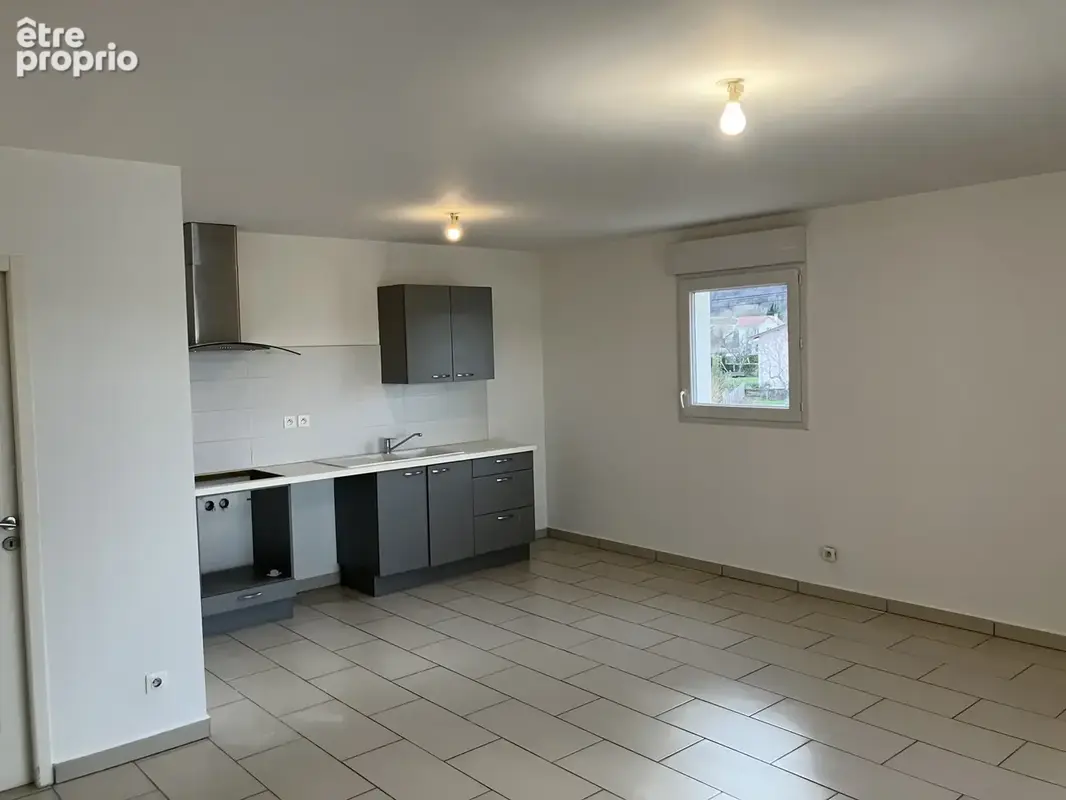 Bel appartement T3 à Ambérieu en Bugey - photo 15