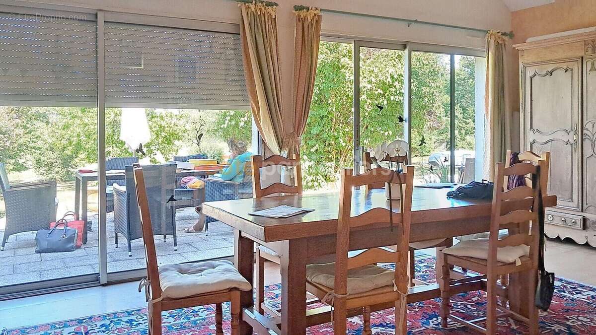 Maison à VILLEMANDEUR