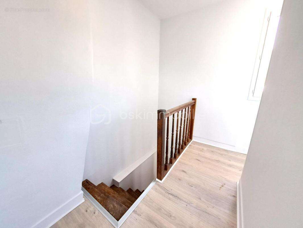 Maison à MAREUIL-CAUBERT