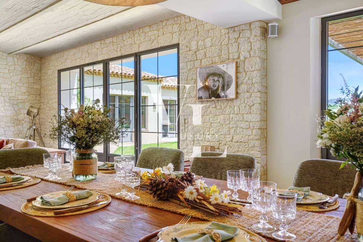 Maison à RAMATUELLE