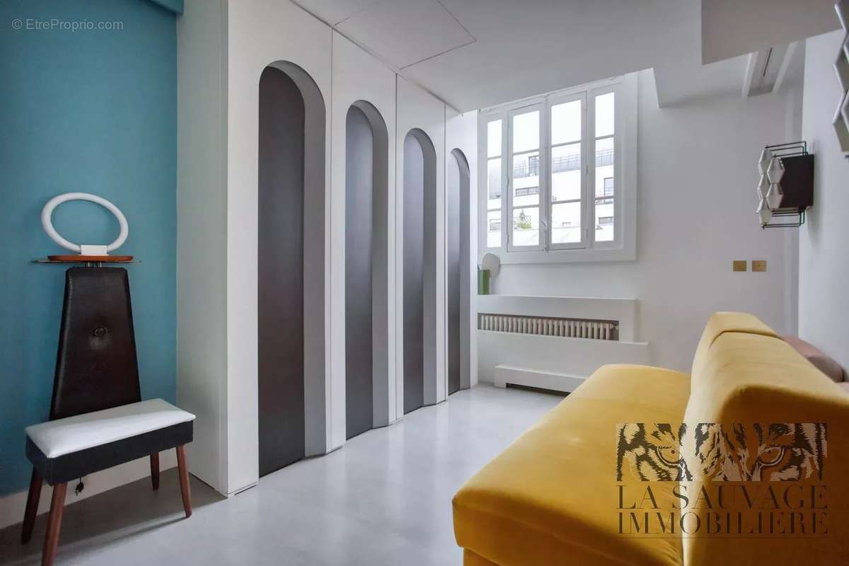 Appartement à PARIS-10E