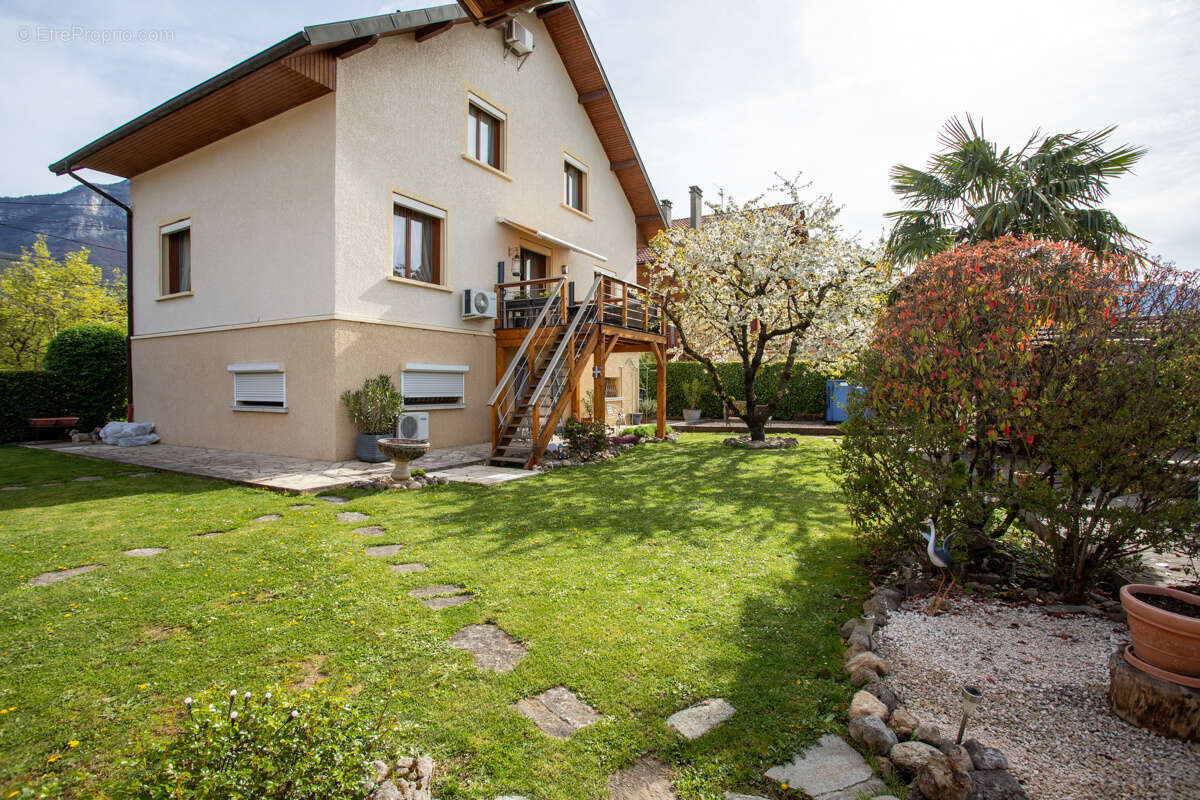 Autre à SAINT-ALBAN-LEYSSE