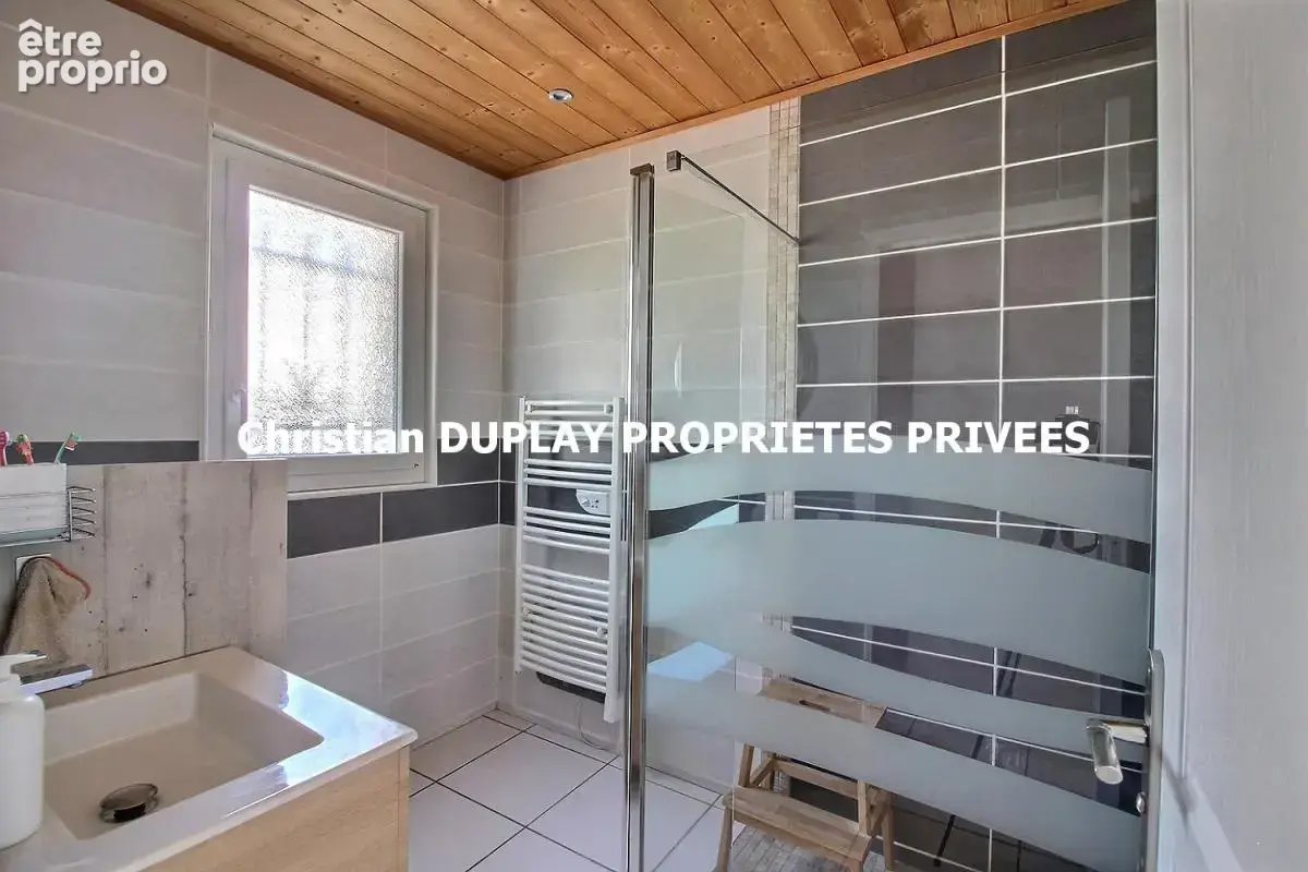 MARLHES 42660 secteur paisible à deux pas du centre du village et des commodités villa 170m² habitables 4 chambres sur 802m² de  - photo 10
