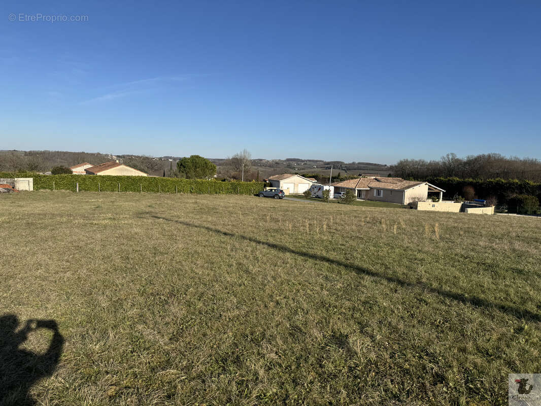 Terrain constructible de 2495 m2, à acheter à Cunèges (24) - photo 6