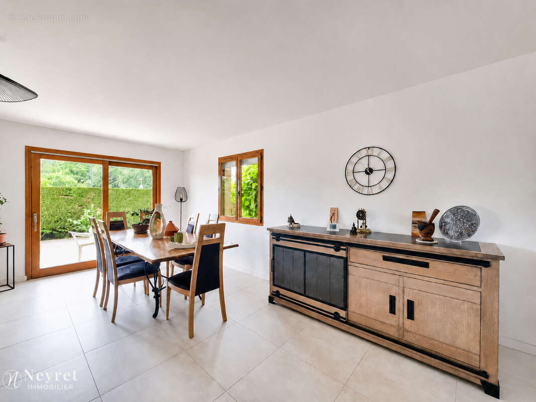 Maison à ARNAS