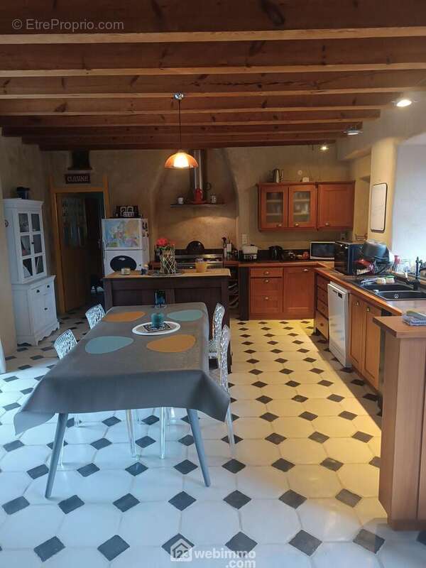 Maison à PLOUGRESCANT