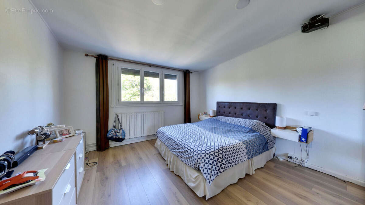 Maison à ROISSY-EN-BRIE