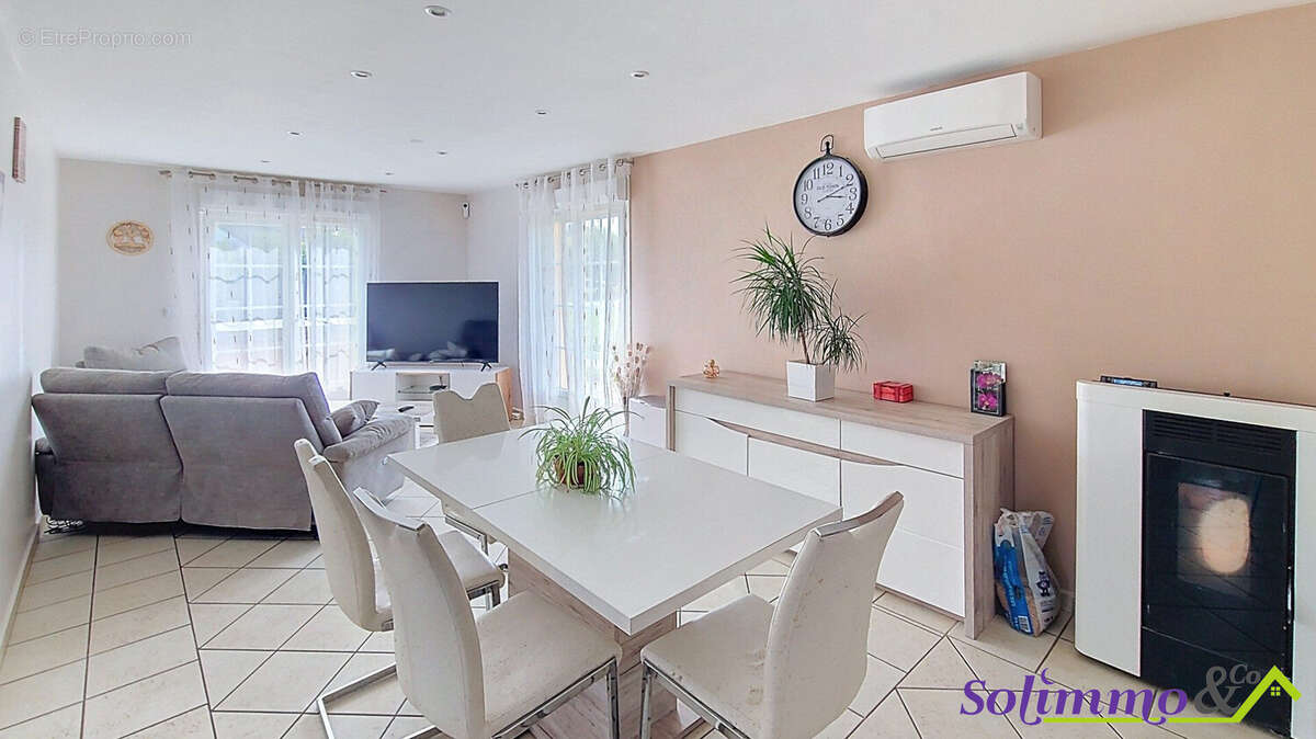 Maison à CHARANCIEU