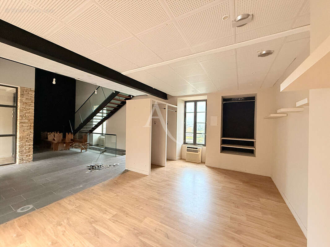 Maison à PUY-L'EVEQUE