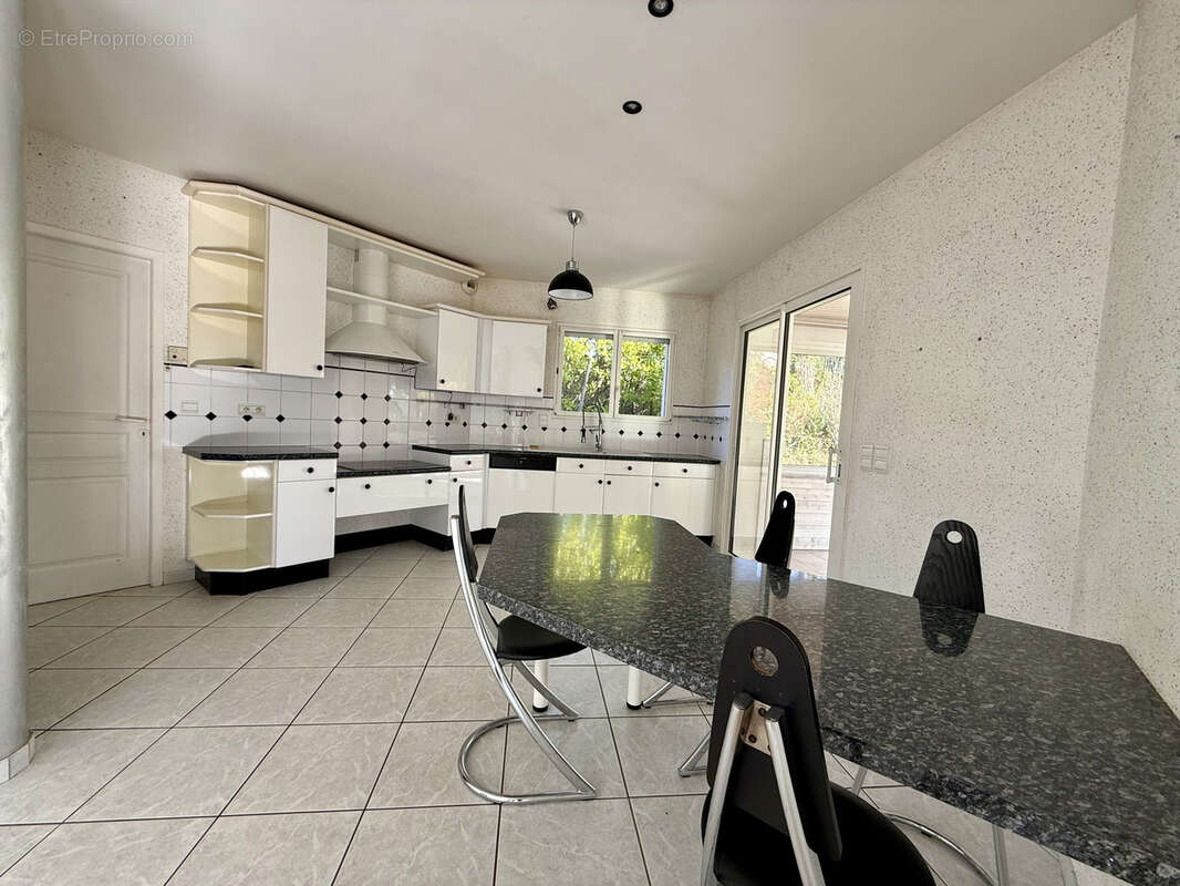 Maison à VILLENEUVE-SUR-LOT