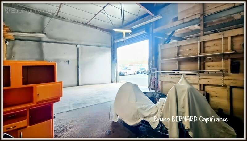 Commerce à AUREILHAN