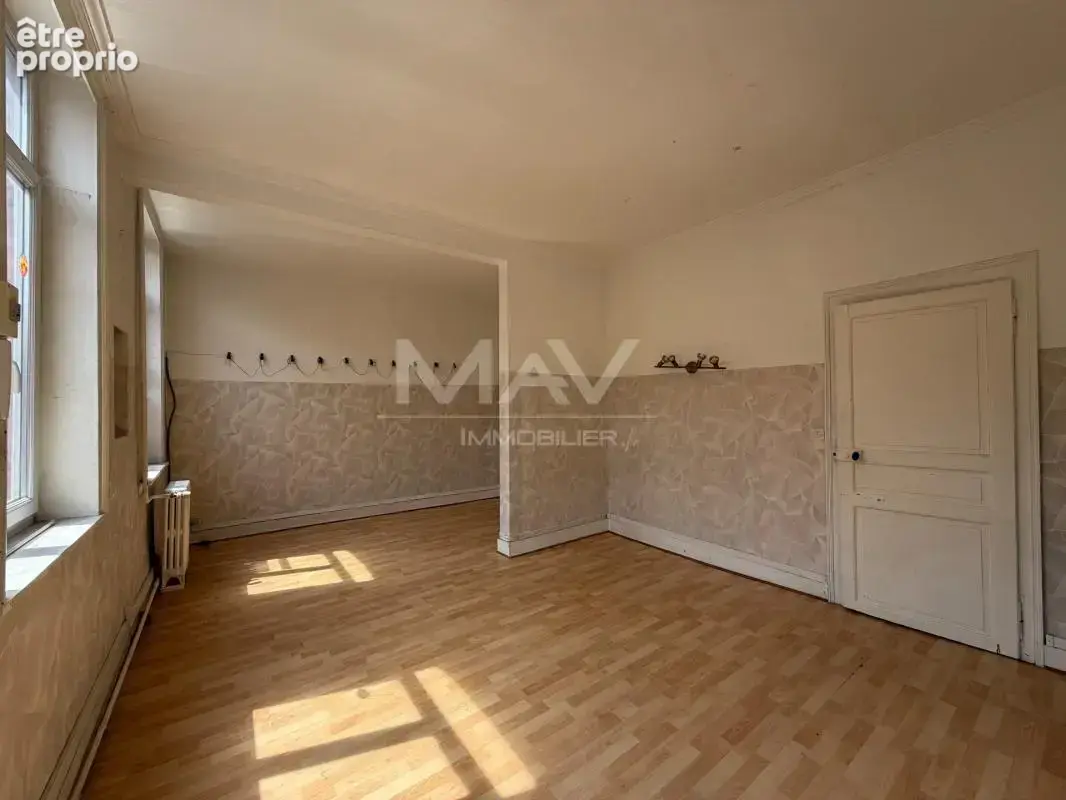 Appartement 15 pièces 230 m² à vendre à Tourcoing (59200) - photo 3