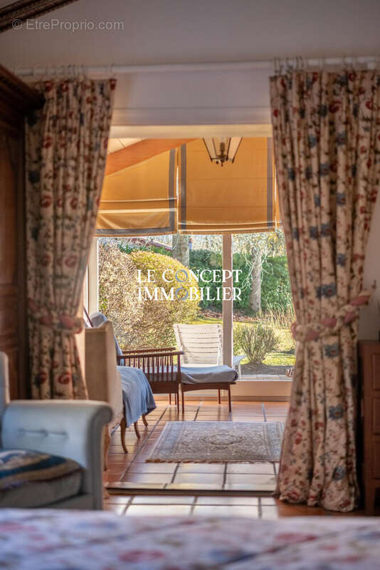 Maison à BASSUSSARRY