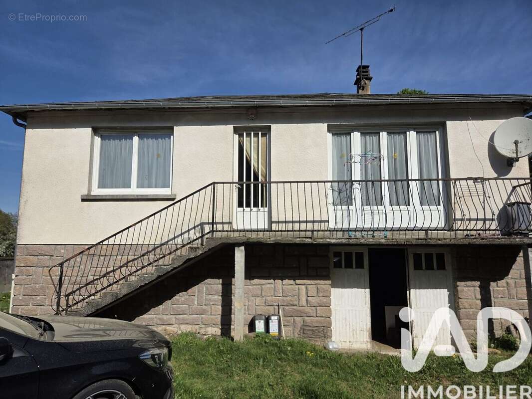 Maison 65 m² à Peyrelevade  - photo 2
