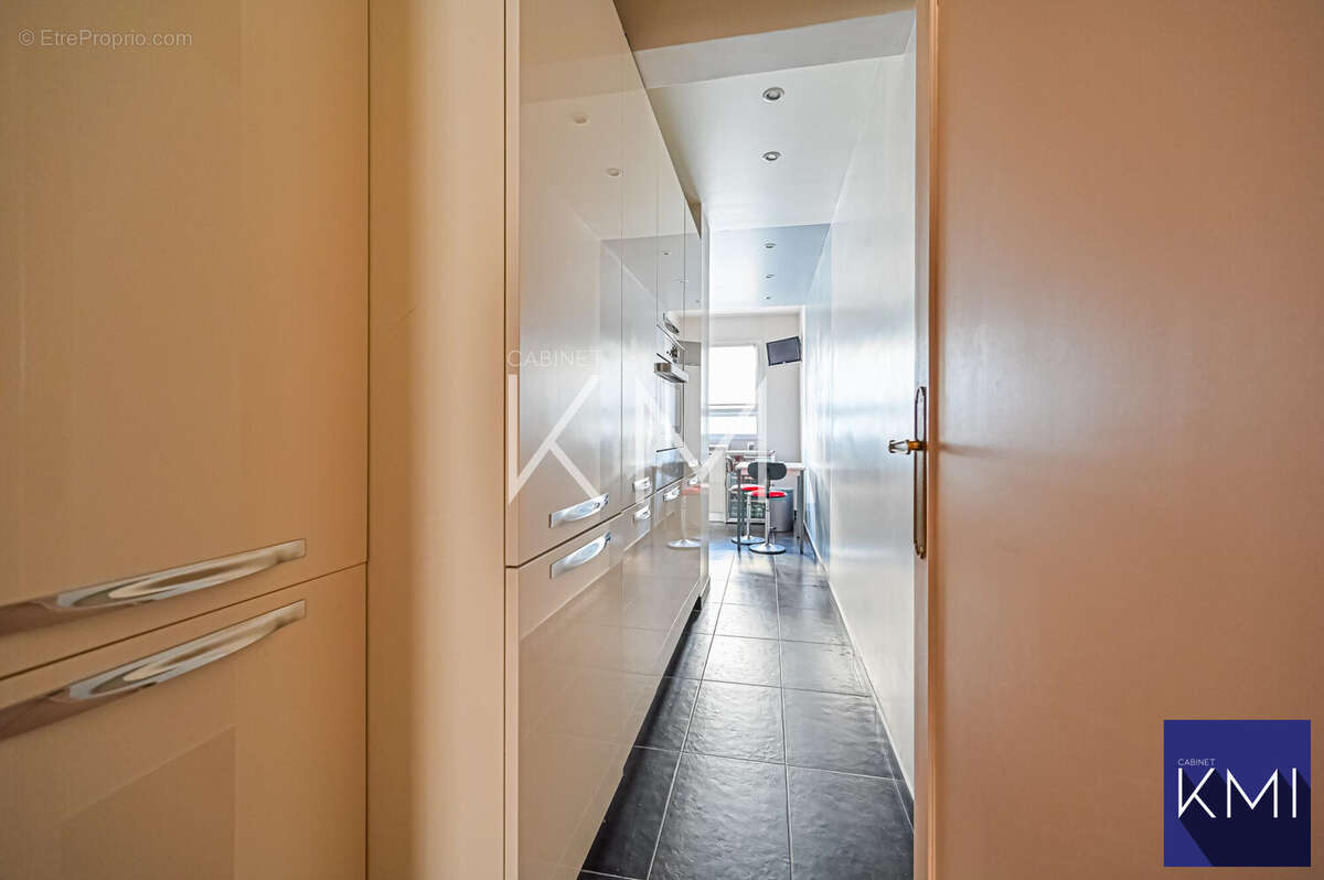 Appartement à PARIS-11E