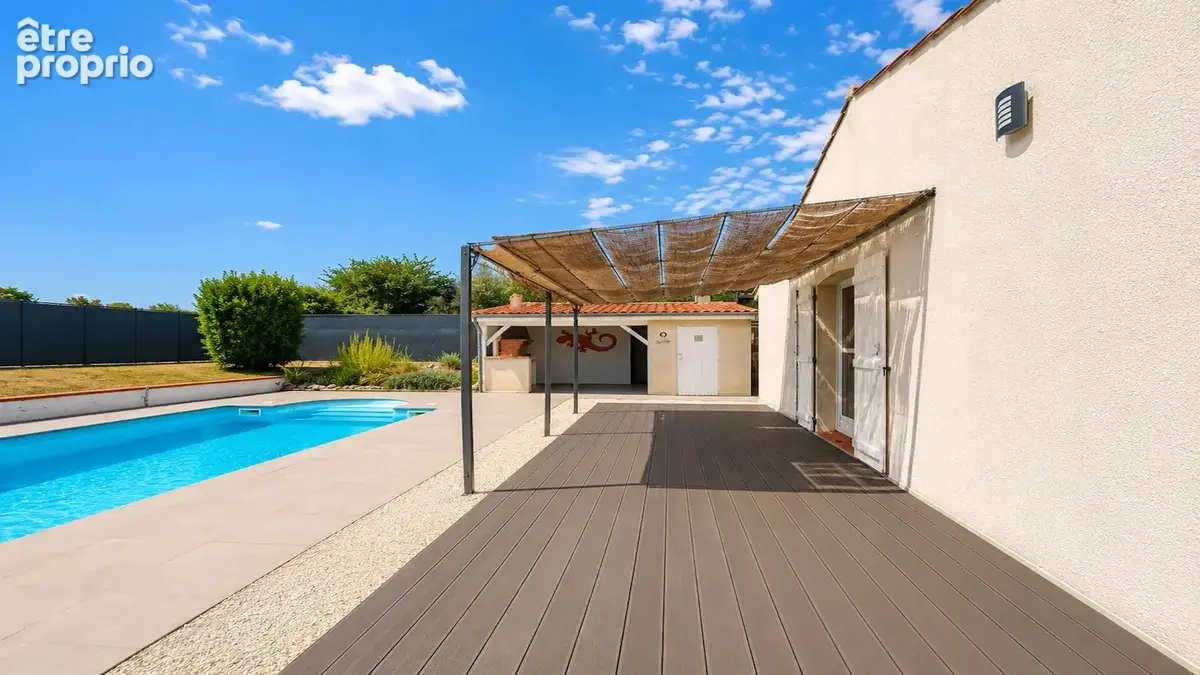 Maison T5 de plain-pied de 114 m² , proche commodités . - photo 2
