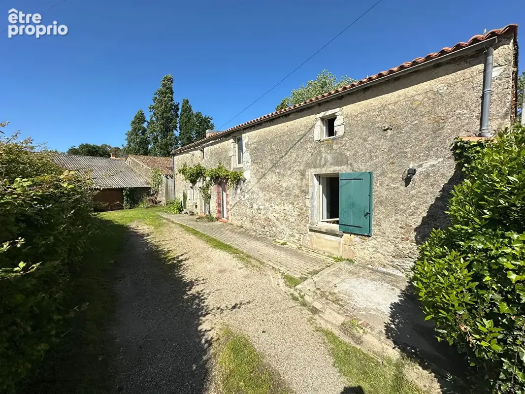 Maison en pierre 3 chambres + mezzanine 154 m² à vendre dans un hameau d'Aizenay - photo 14