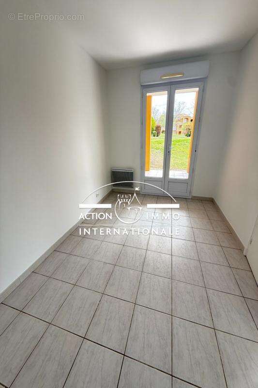 Appartement à SAINT-MARTIN-DE-CRAU