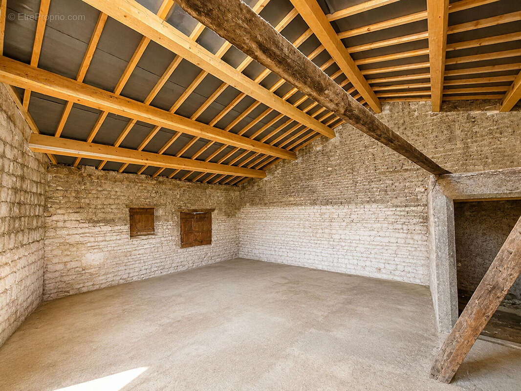Maison à SIGOGNE