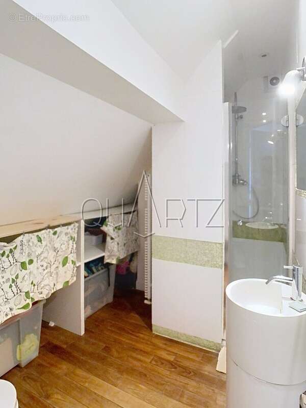 Maison à LA CELLE-SAINT-CLOUD