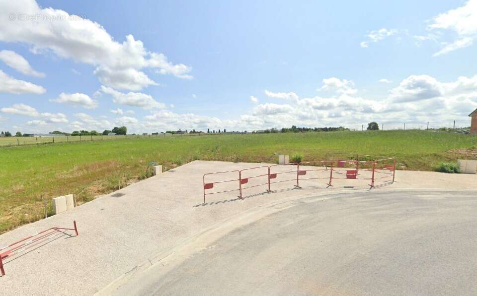 Terrain 512 m² à Proville  - photo 2