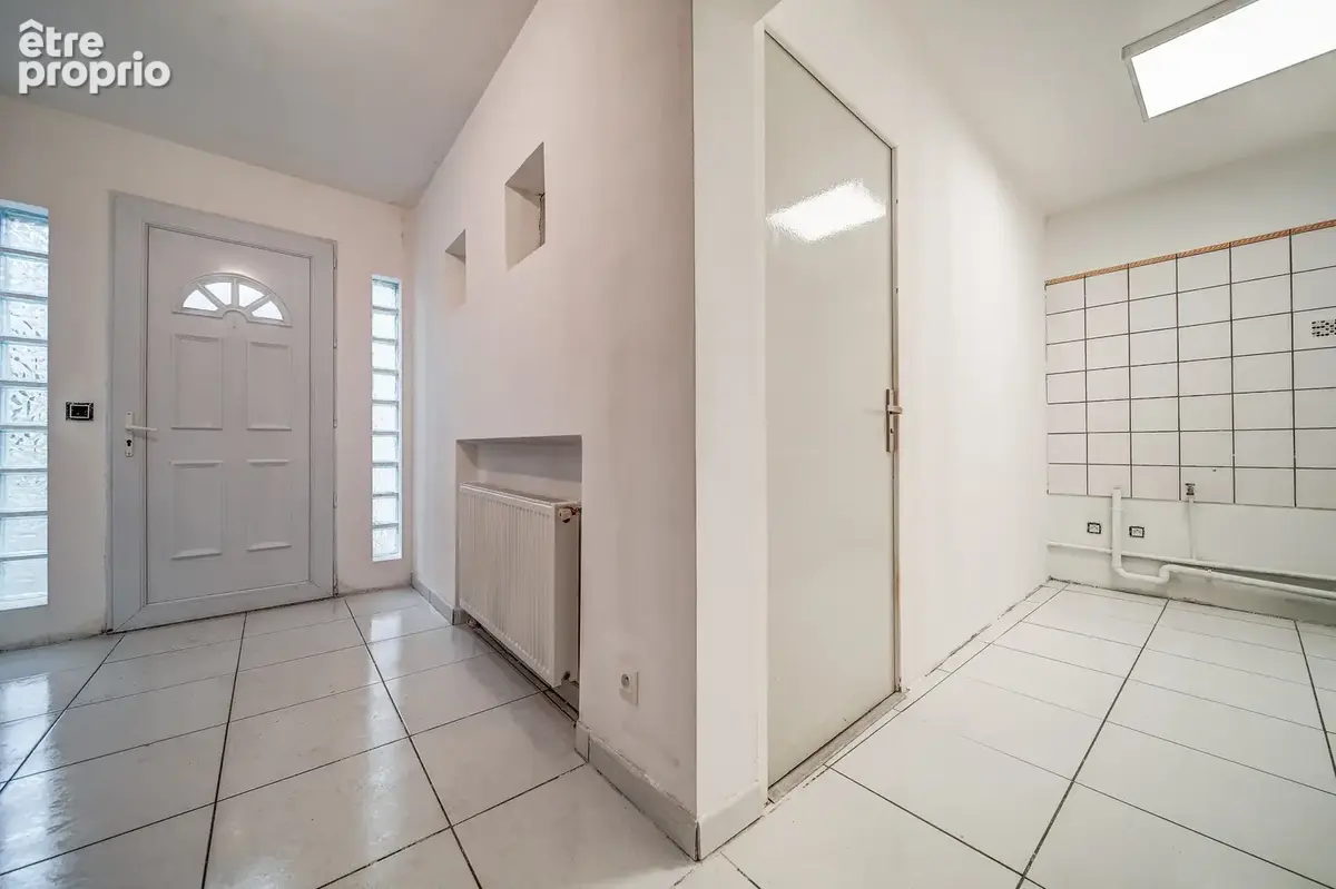 Maison type F7 avec jardin et dépendance. - photo 15