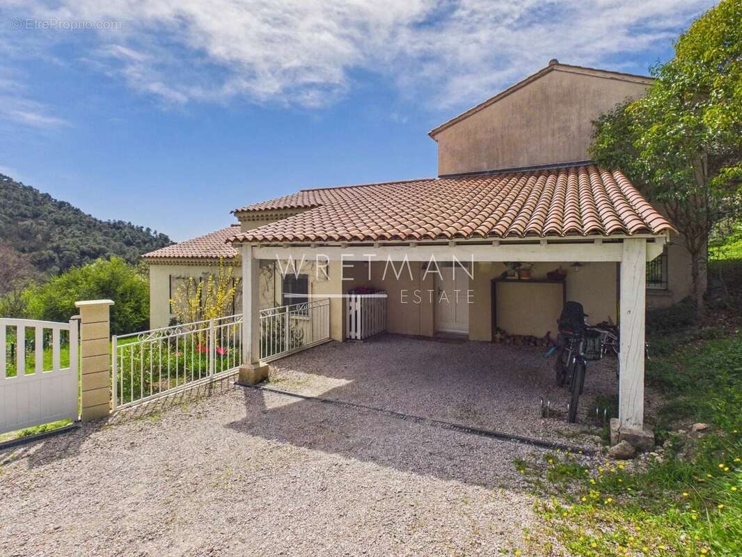 Maison à BARGEMON