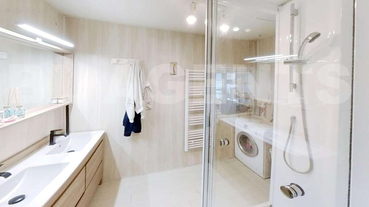 EMMANUEL-BROSSIER-Bathroom - Maison à LA FLECHE