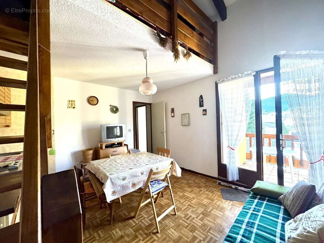 Appartement à FORMIGUERES