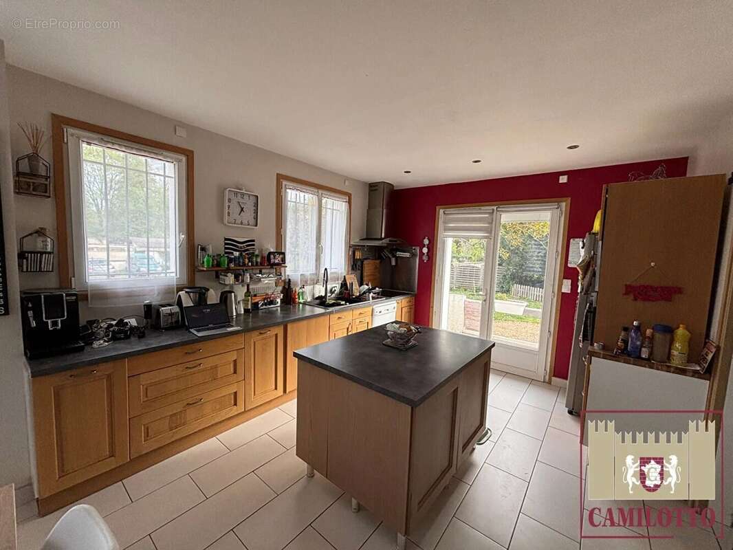 Maison à NOGENT-LE-ROI