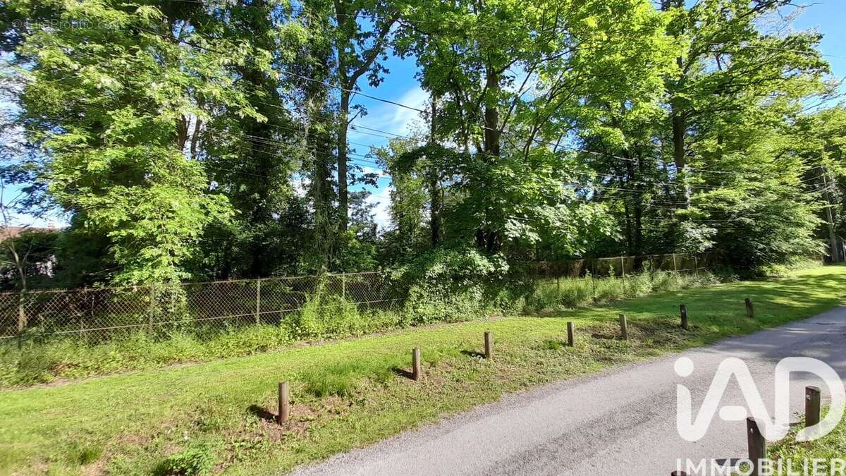 Terrain 2595 m² à Gouvieux  - photo 2