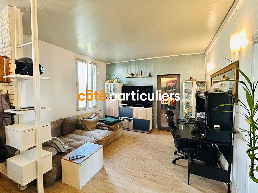 Appartement à VILLENEUVE-SAINT-GEORGES