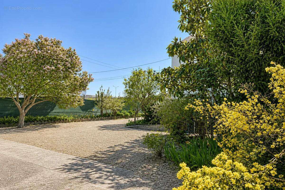Maison 6 pièces 123 m² avec jardin à Bléré - photo 8