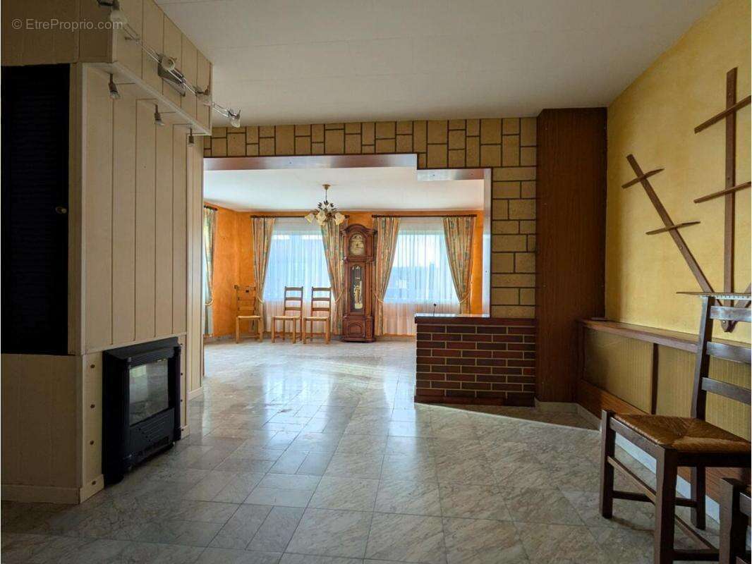 Maison à SAINTE-CATHERINE