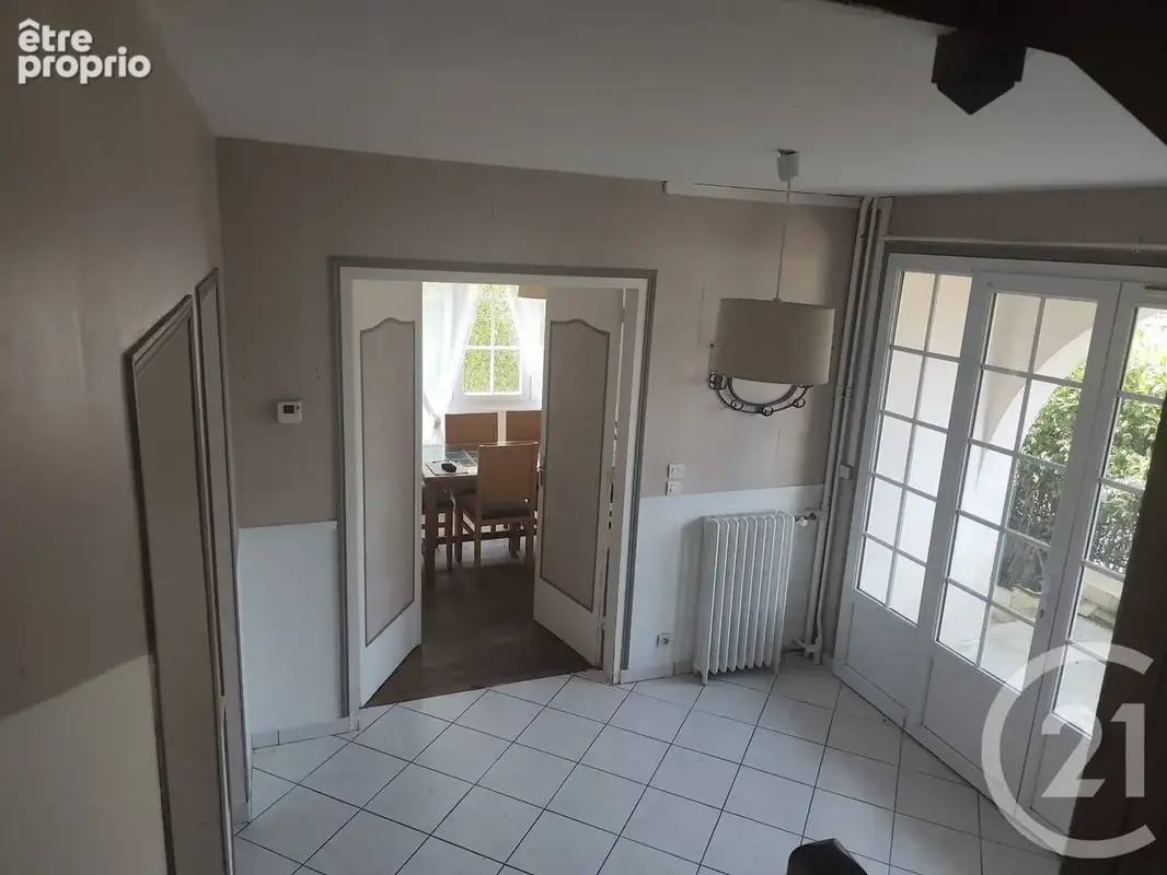 Maison 5 pièces 95 m² à vendre à Brionne (27800) - photo 4