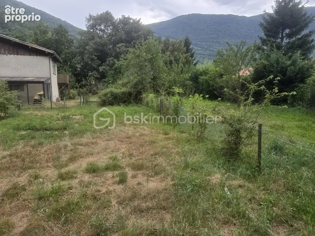 Maison de caractère à rénover au Péage-de-Vizille – 118 m² habitables – 3 588 m² de terrain - photo 11