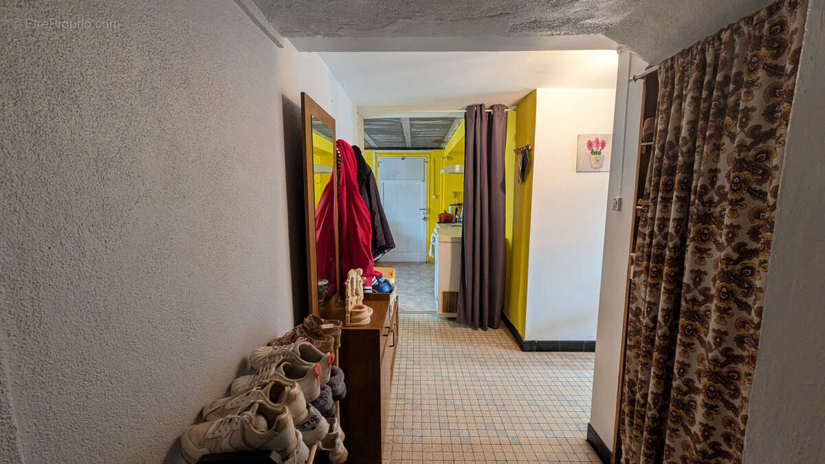 Maison à LA COURONNE