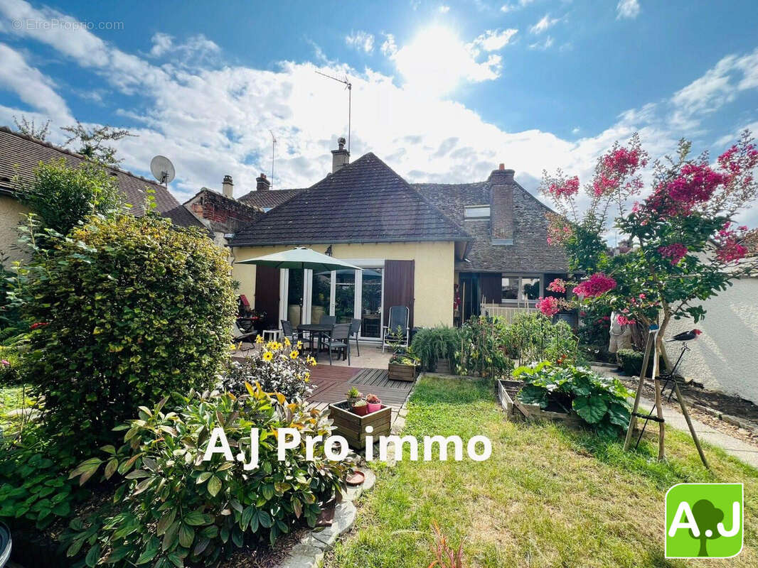 Maison à ANET