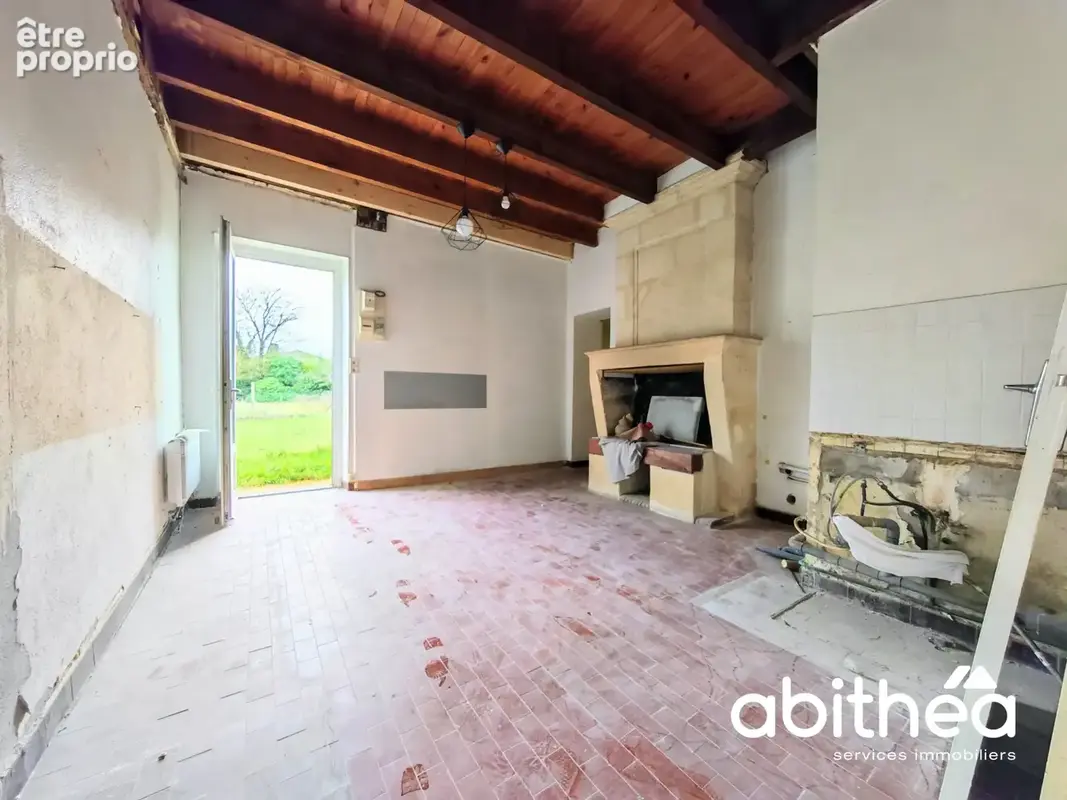 Maison de bourg 95 m2 à rénover - photo 2