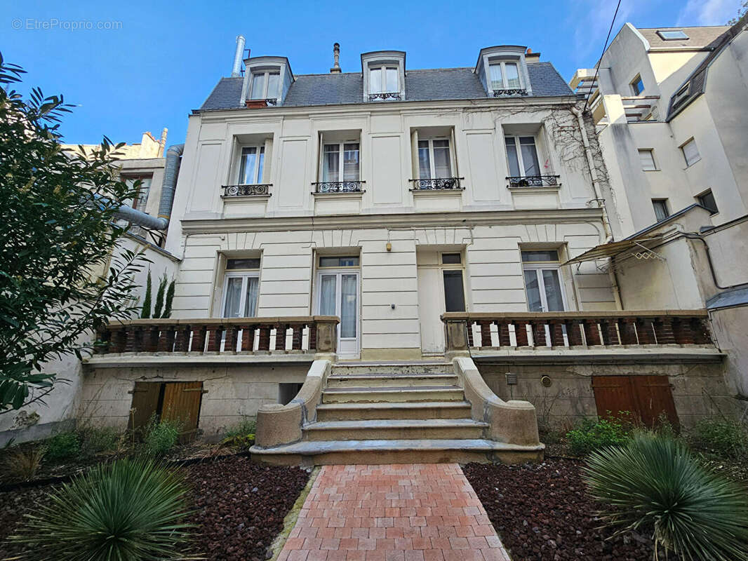 Appartement à CLICHY