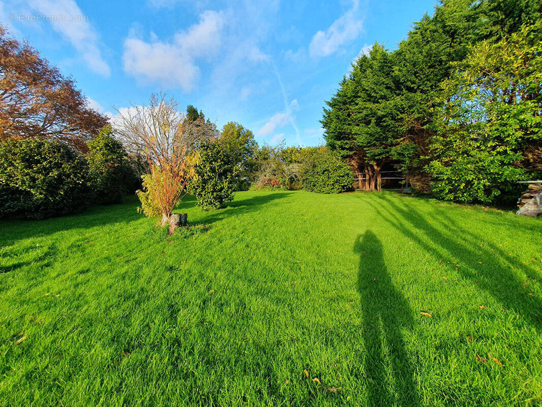 Terrain à FOUESNANT