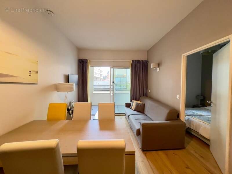 Appartement T2 cabine avec terrasse pour investisseur – Biarritz, Avenue Reine Victoria - photo 2