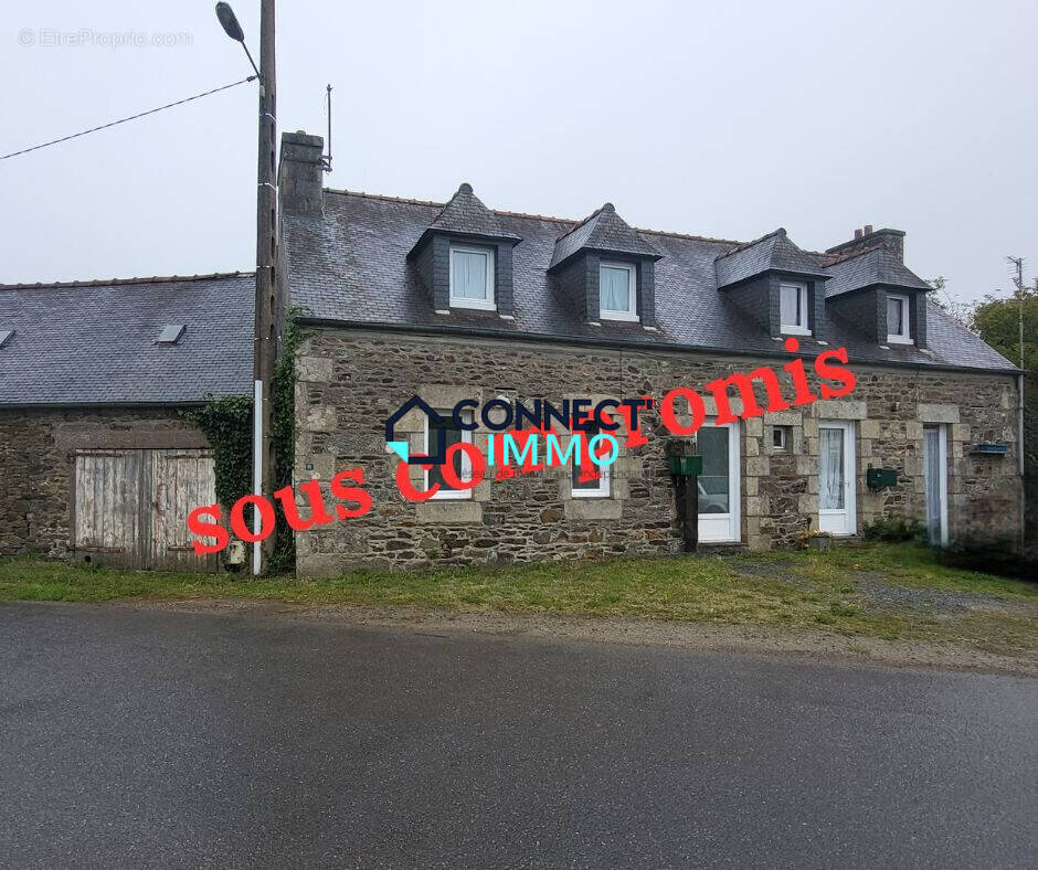 Maison à GURUNHUEL