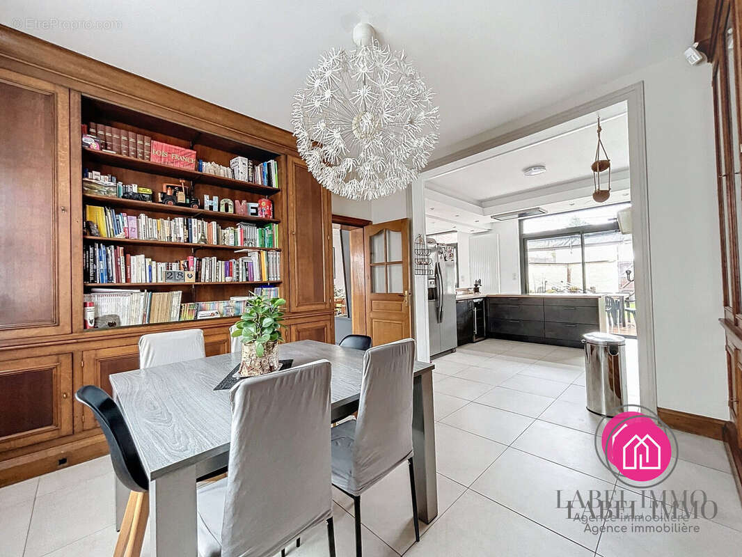 Maison à VIEUX-CONDE