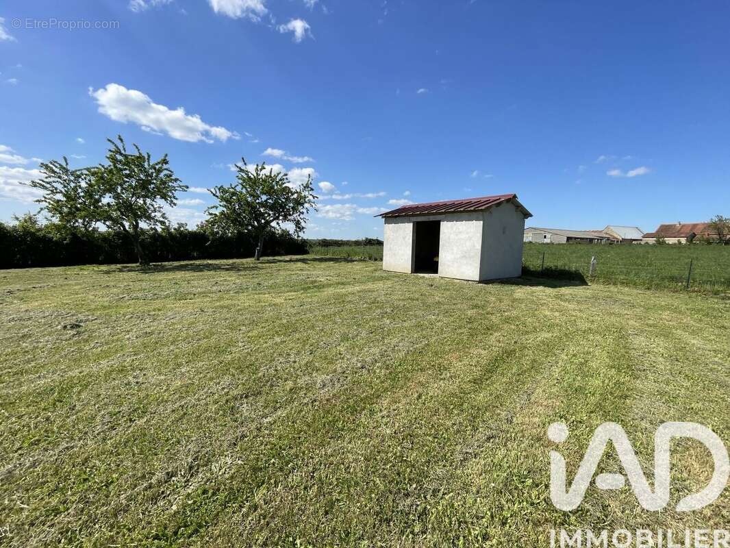 Photo 8 - Maison à VERNUSSE