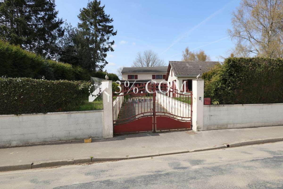 Maison à ROTHOIS